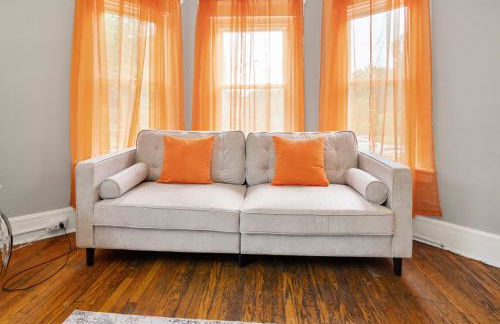 Modern 2BR Mins to Univ, Zoo, Destiny, Downtown - Foto 3