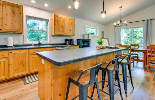 Ice Fish and Snowmobile! Home 2 Mi to Petenwell Lake - Foto 8