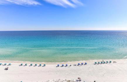 Destin Towers 142 - 2 Bedroom Beach Front Condo in the Heart of Destin with Amazing Views! - Foto 40