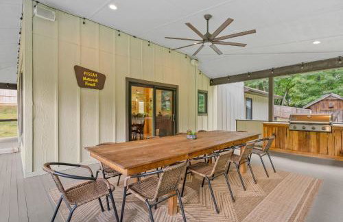 Near Asheville Hot Tub Fire Pit BBQ Sleeps 10 - Foto 7