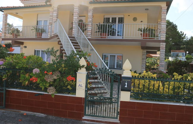 3 Bedroom Apartment in a Ground Floor of a Vila Wseparate Kitchen Living Room - Foto 60