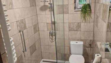 Domek w Sadzie - Foto 5