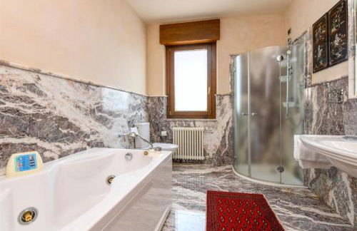 Private Luxury Villa with Pool - Foto 29