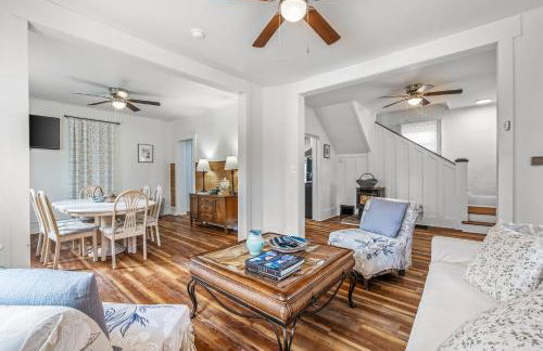 Broadway Cottage - Town, Hot Tub, Fire Pit, Grill, Wifi, Family Friendly, Pet Friendly - Foto 5