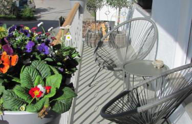 #1Gemütliches ruhiges sonniges Balkonzimmer mit Gemeinschaftsbad W-Lan Airport nah Late Night Check in Haus Nr 9,5 - Foto 16