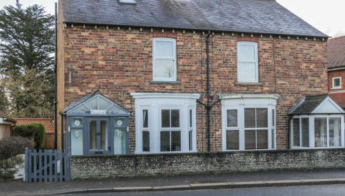 Brinkburn Cottage - Foto 1