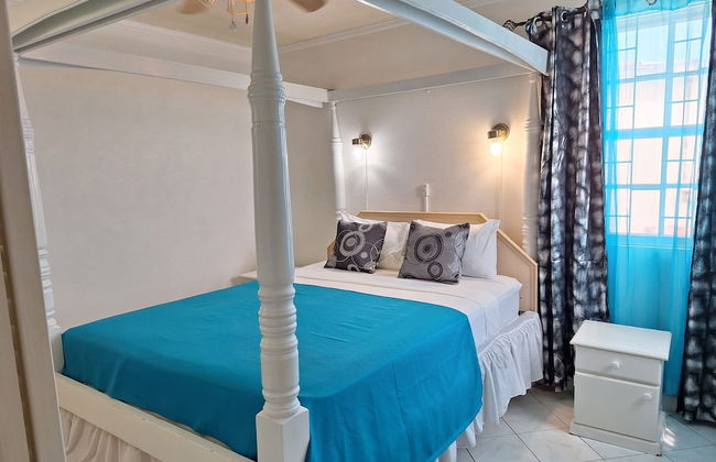 Cumber's Tropical Apartments - Foto 14