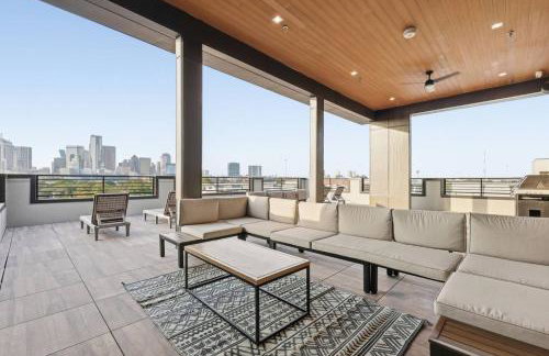 Cityscape Star Retreat near Deep Ellum and Dwntown - Photo 31