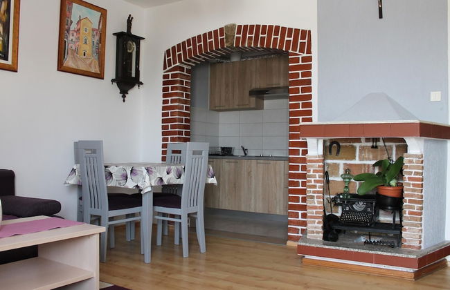 Serene Sea View Krk Apartment With Balcony - Photo 9