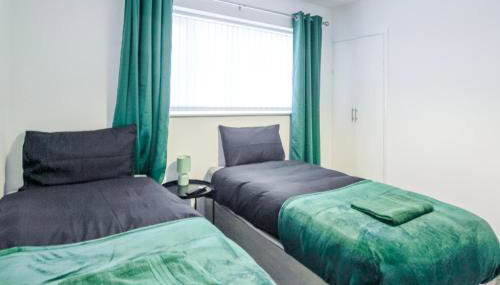 Long Stays, Contractors & Re-locators, 2BR Home in SK14, WIFI, Parking, Sleeps 5 - Foto 2