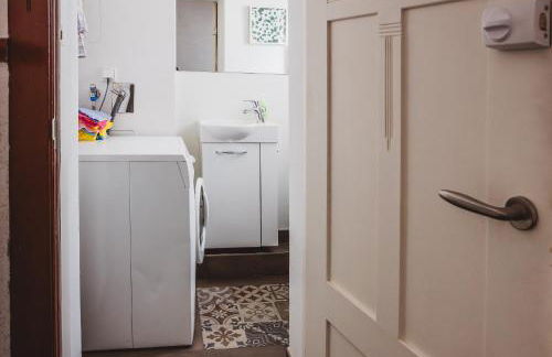 Charmanter Altbau zwischen Altstadt und Klinikum mit Parkplatz - Foto 26