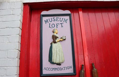 ‘Museum Loft’ Scotland’s Wee Hat Museum - Photo 11