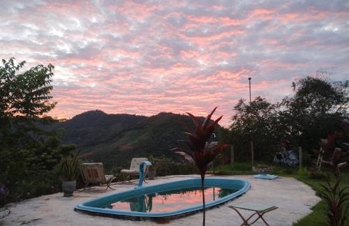 CHÁCARA DOMINGOS MARTINS - SANTO GRAAL - Montanhas, Corredeiras, Piscina, Natureza e Paz - Foto 18