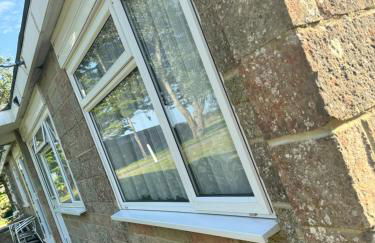 Tranquility at Sandown Bay - Photo 23