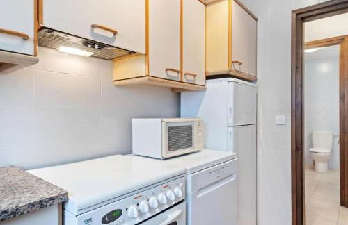 Comfortable house with a pool very close to the beach, Amfora Cugat Sant Pere Pescador - Foto 18