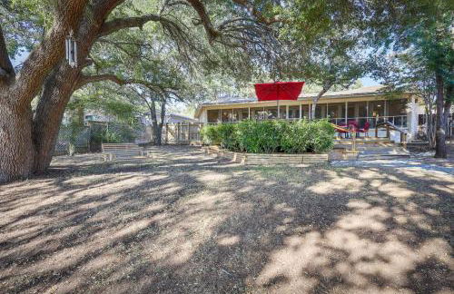 Deck and Cliffside Belton Lake Views Temple Retreat - Foto 26