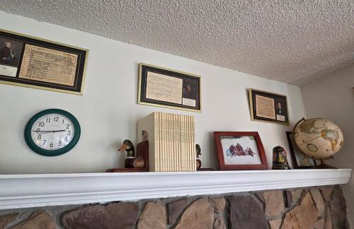 Views of Pikes Peak - Sleeps up to 10 - Foto 20