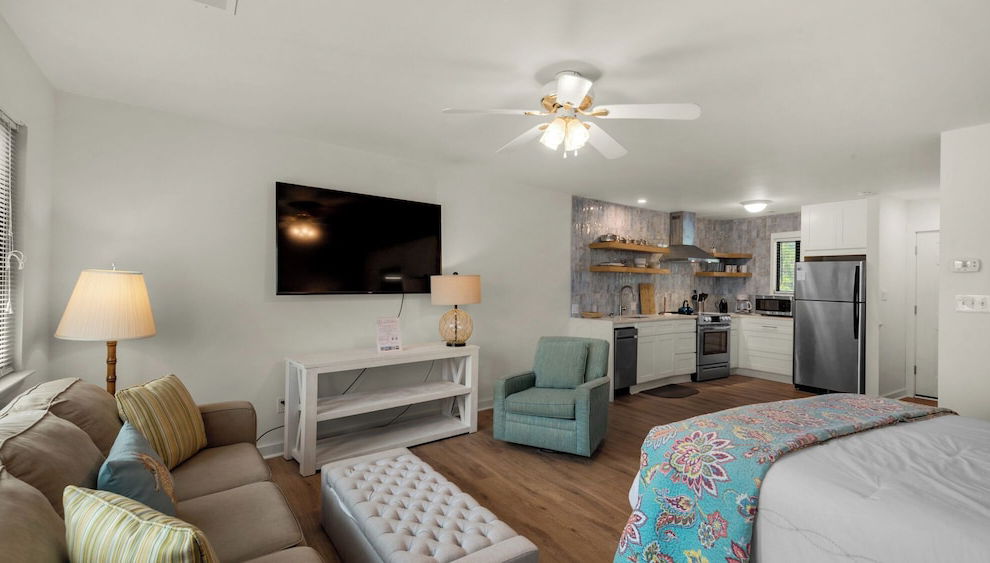 Hidden Beach Villas - Photo 1, Primary image