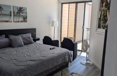 31 night required rental Waterfront penthouse 180 ocean view - Foto 8