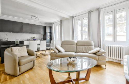 Appartement au coeur du 17eme - Foto 2