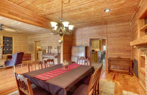 Private Walterboro Estate with Deck and Fire Pit! - Foto 5