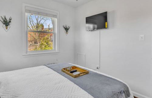 Tropical Style Oasis with Modern Comfort - Foto 12