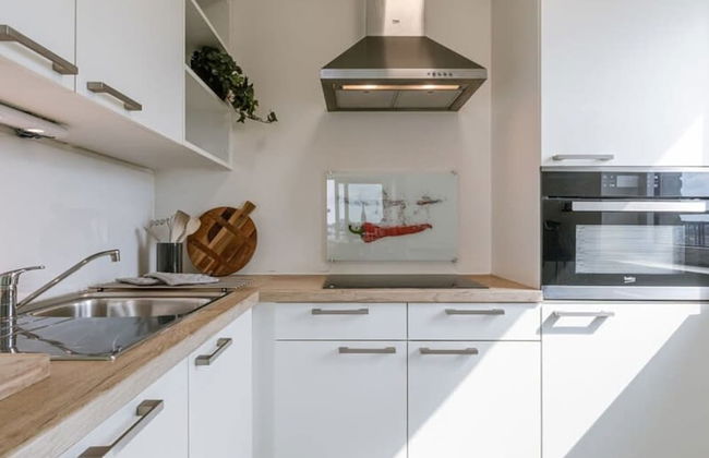 Modern Apartment in a Central Location in Antwerp - Photo 3