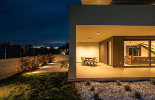 Villa de la Vie with Heated Swimming Pool - Foto 21