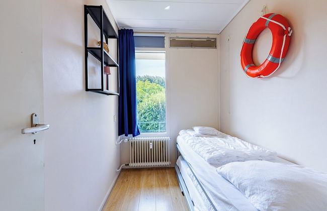 Attractive Apartment Near Vlissingen Beach - Photo 20