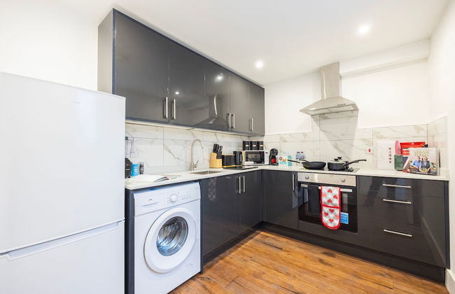 Stylish Block Of Apartments By AV Stays Croydon - Photo 58