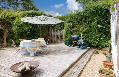 Stunning 5BR Home With Pool - 5 min to Beach - Foto 122