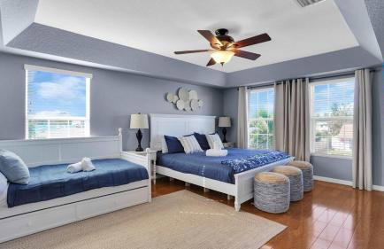 Modern home - 3K sqft - 5BR & 11 beds - brand new HOT TUB - 6 miles to AMI beaches - Foto 10