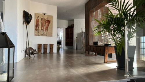 El Cortijo - Photo 2