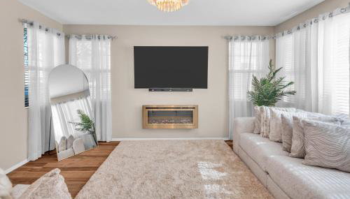 Stylish 3br 3 Bth w fireplace - Foto 2