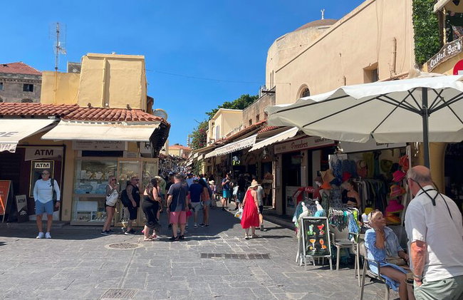 Colosse de Rhodes Old Town Outdoor Escape Room - Photo 7