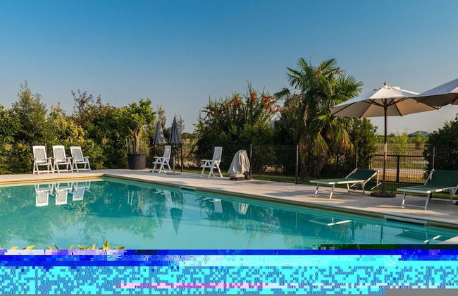 Tigli Apartment With two Bedrooms and one Bathroom on the Second Floor With 4 Metre Glass Window Apartment 6 - Photo 4