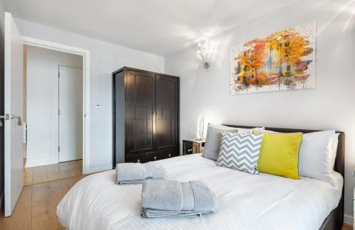Stunning Apartment with Underground parking! - Foto 25
