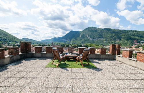 Bella Alda Beautiful Como Castle Penthouse - Foto 28