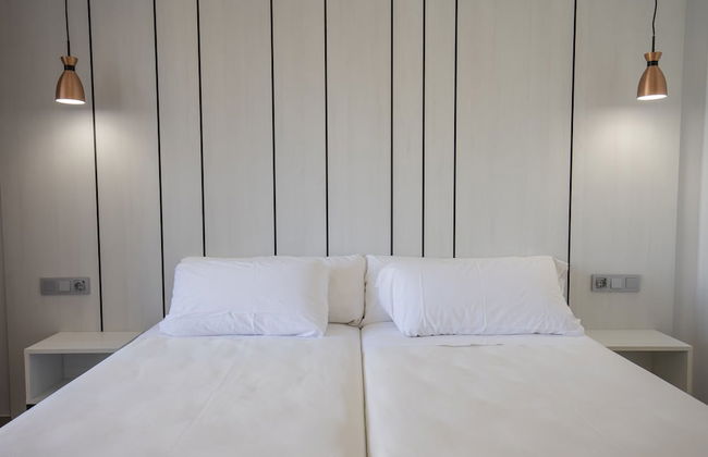 Aparthotel BCL Levante Beach - Photo 8