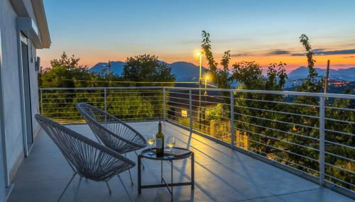 Villa Romantica con Bosco sulla Strada dei Vini - Photo 2