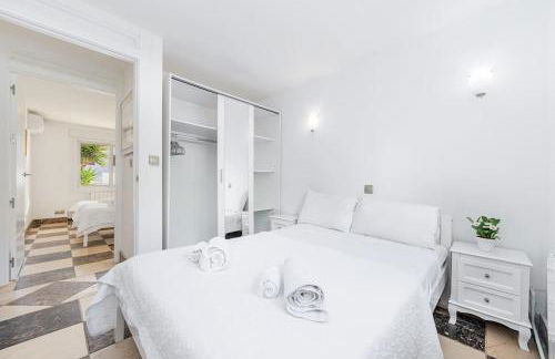 Entire Large Villa next to Award-winning beach - Foto 13