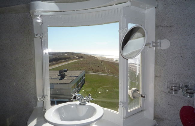 Heritage Holiday Home in Huisduinen near Sea - Foto 12