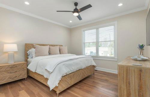 Brand New Modern House - Walk to Main Street - Foto 9