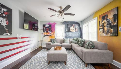 Luxury Sports Art Gallery - 15 mins to ATL Battery - Foto 1