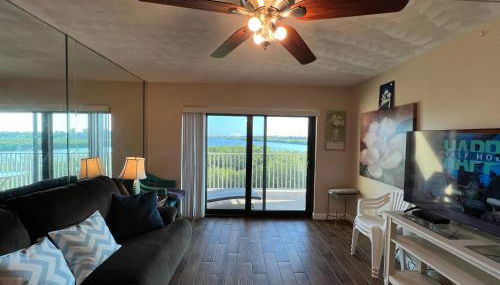 Bayshore Yatch Tennis Condo 2br 3 beds, Walking Distance to Beautiful Quite Beach - Foto 2