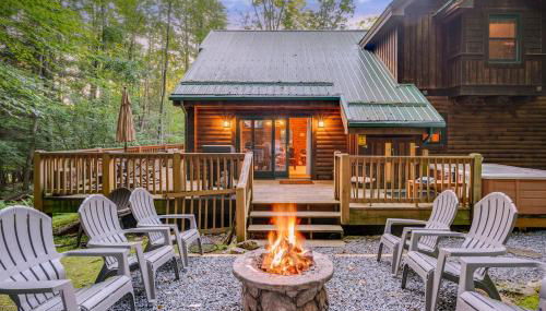Jamesons Cabin! 8 Minutes to Wisp, HotTub, FirePit, Pets, EV Chgr - Foto 3