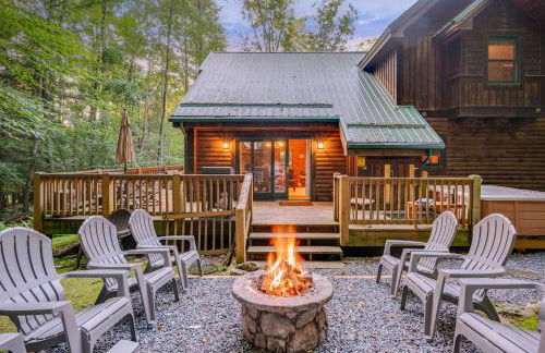 Jamesons Cabin! 8 Minutes to Wisp, HotTub, FirePit, Pets, EV Chgr - Foto 3