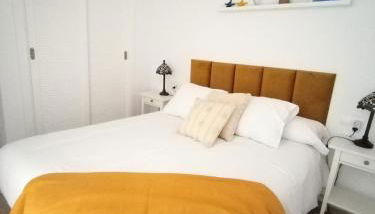 LID GARRUCHA - 4 min Playa Las Marinas - 1 min Paseo Malecón - Wi-Fi y Garaje - Foto 3