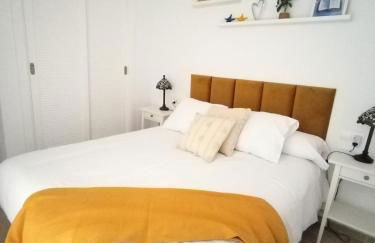 LID GARRUCHA - 4 min Playa Las Marinas - 1 min Paseo Malecón - Wi-Fi y Garaje - Foto 3