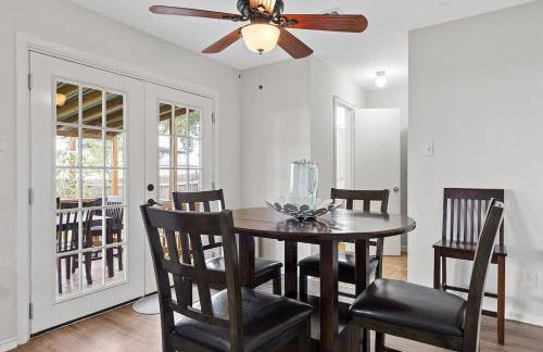 Family Retreat Near Kalahari Sleeps 10 Modern - Foto 17